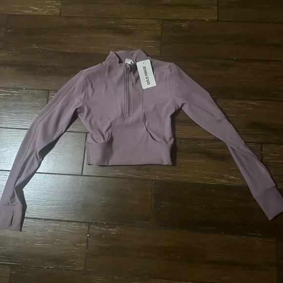 Cropped Purple Quarter-Zip Top gold hinge size medium runs small  zip crop lotto - Picture 3 of 4
